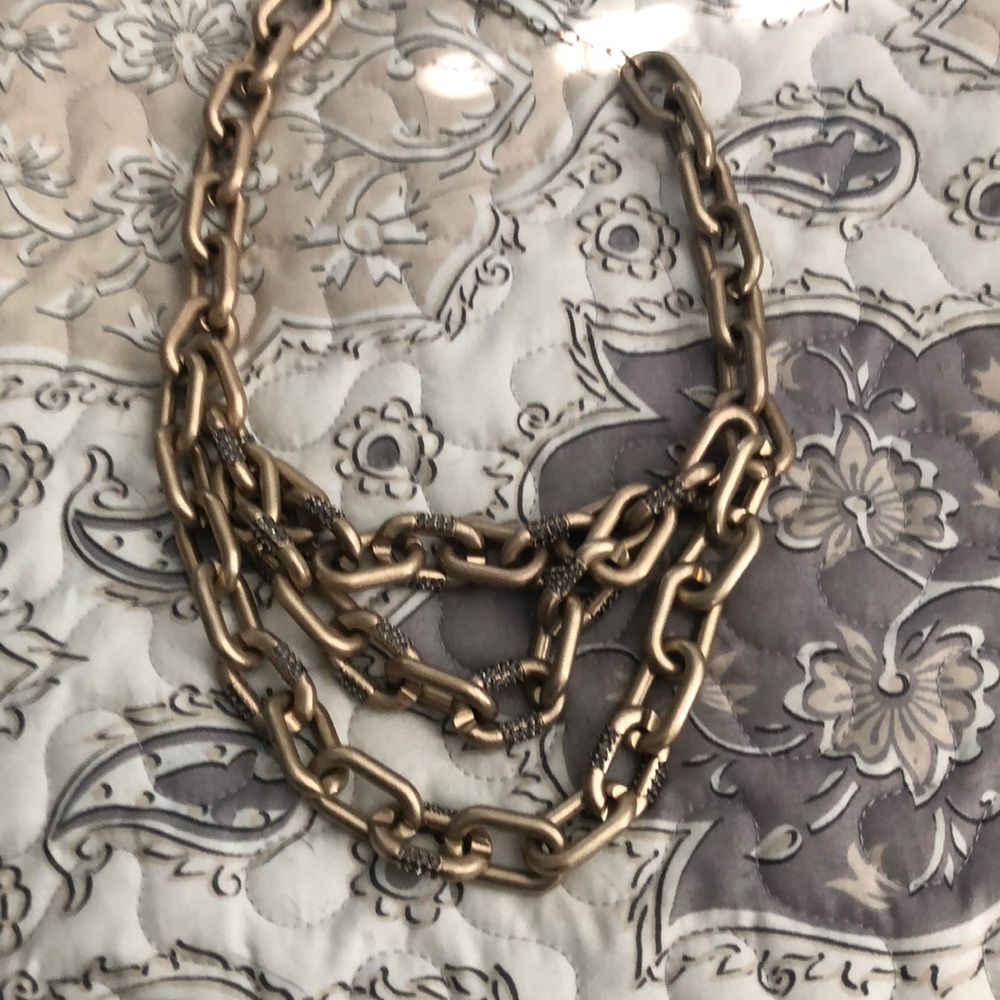 Gold Kenneth Cole chain necklace